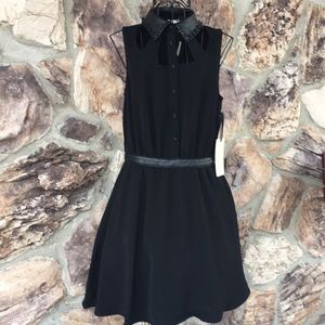 Forever 21 sleeveless dress studded collar